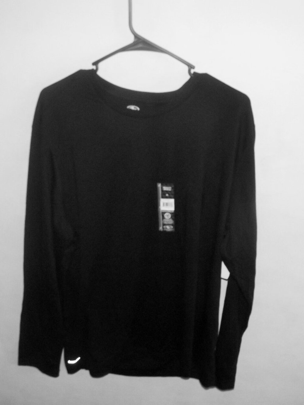 Mens (Athletic) Black LS Shirt   sz XL NWT